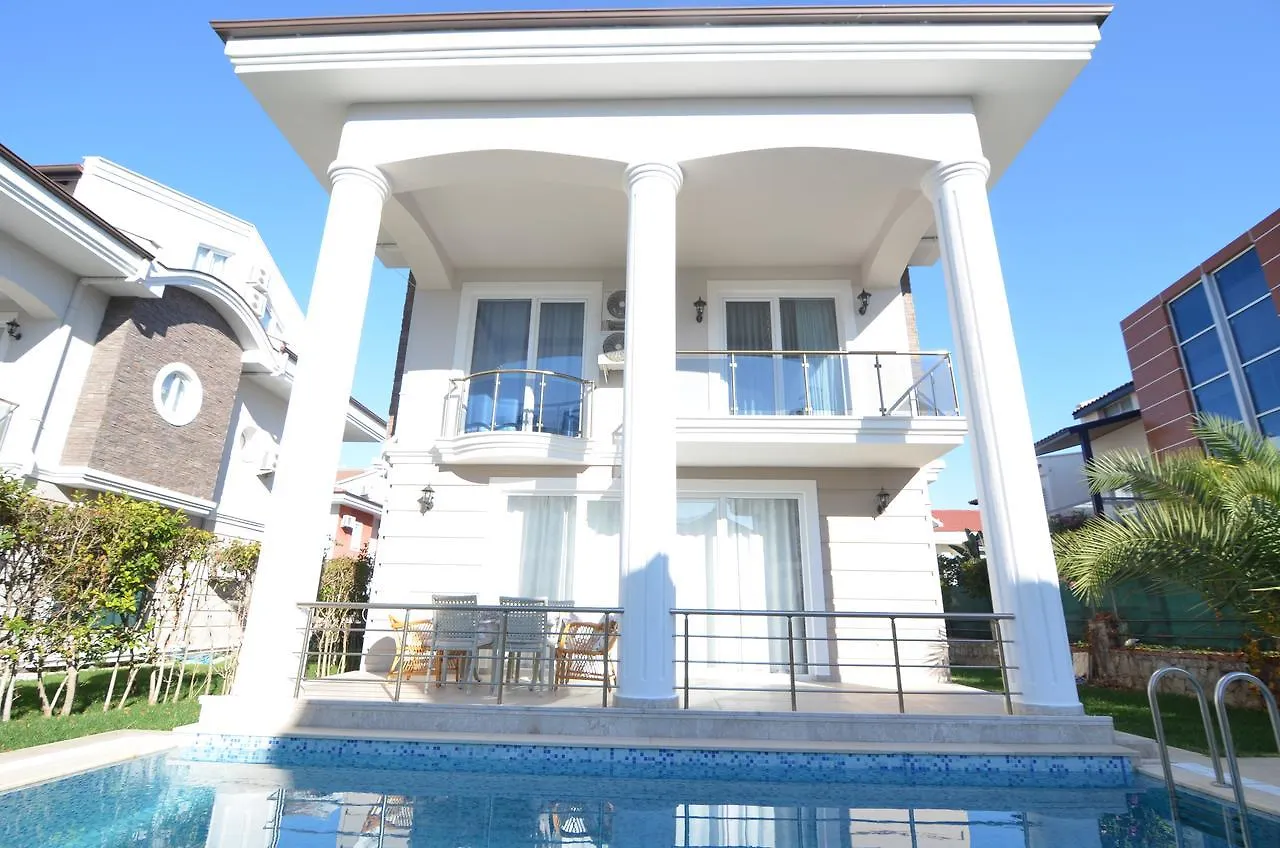 New Age Beach Breeze Luxury Villas Fethiye